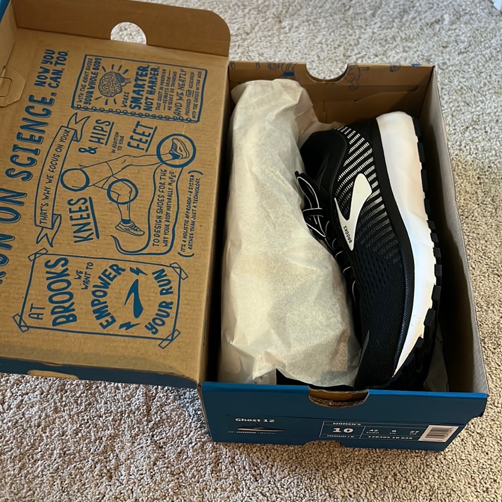 Brooks Ghost 12